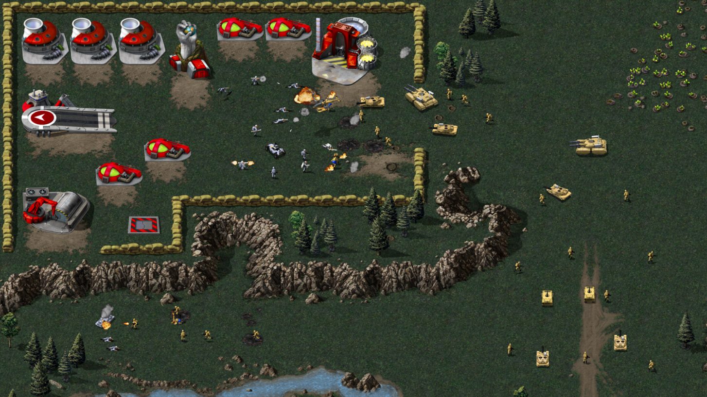 Is LAN play supported in Command and Conquer Remastered?