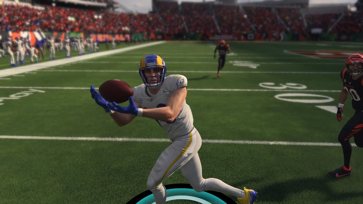 an image of LA Rams WR Cooper Kupp catching a pass