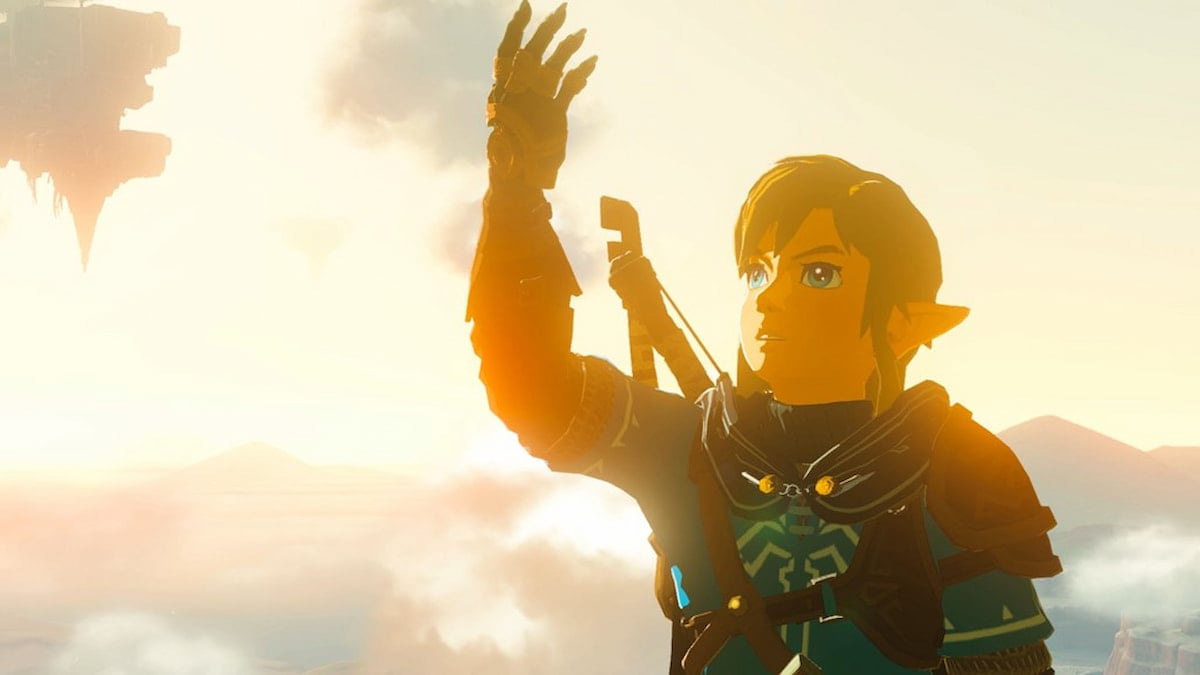 Link lookng at his hand in Tears of the Kingdom