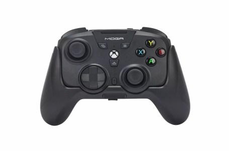  Moga XP-Ultra Wireless Controller Review – A Transformer For Gamers On The Go 