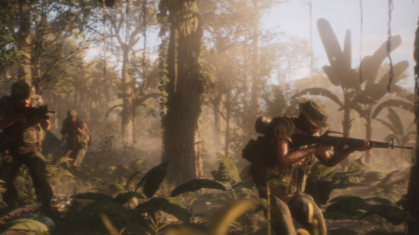 Players in a jungle in Hell Let Loose: Vietnam