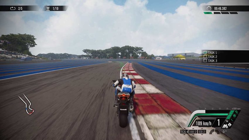 its-fine-to-veer-off-the-track-if-youd-crash-otherwise-rims-racing